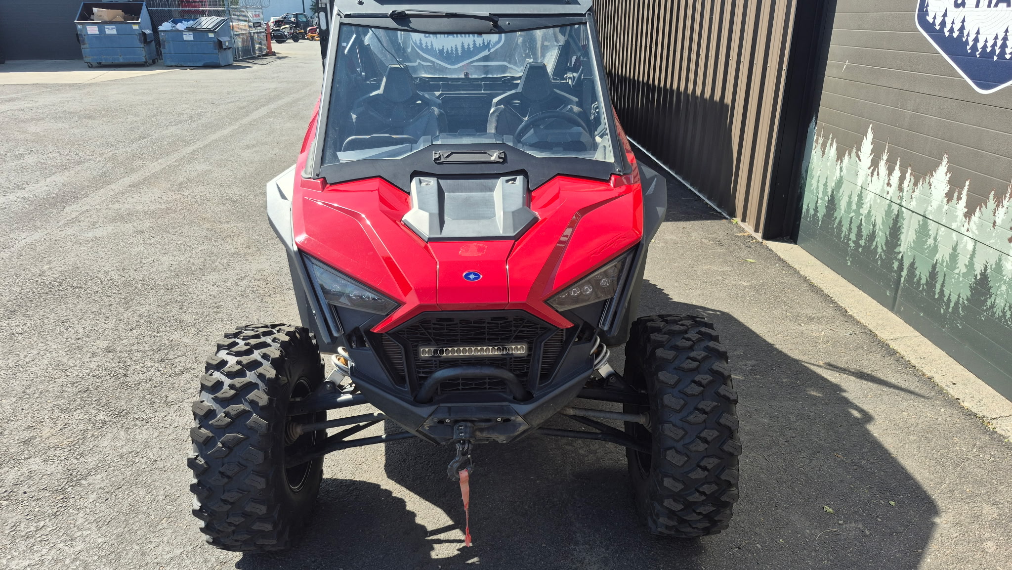 You are currently viewing 2 Seat vs Crew Side-by-Side: Which UTV Fits Your Life? 