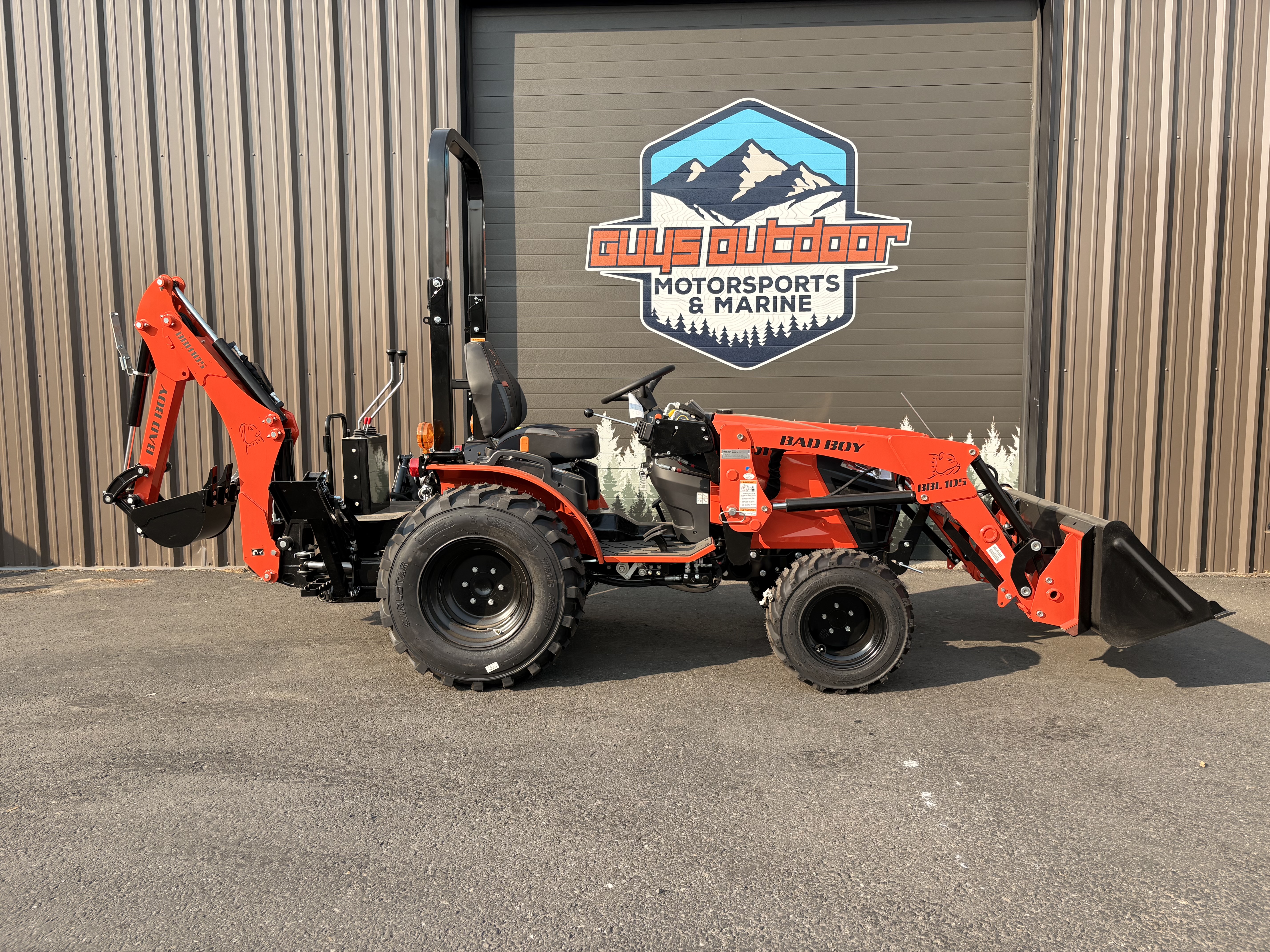 2026 BAD BOY 1025 w/Loader & Backhoe Tractor