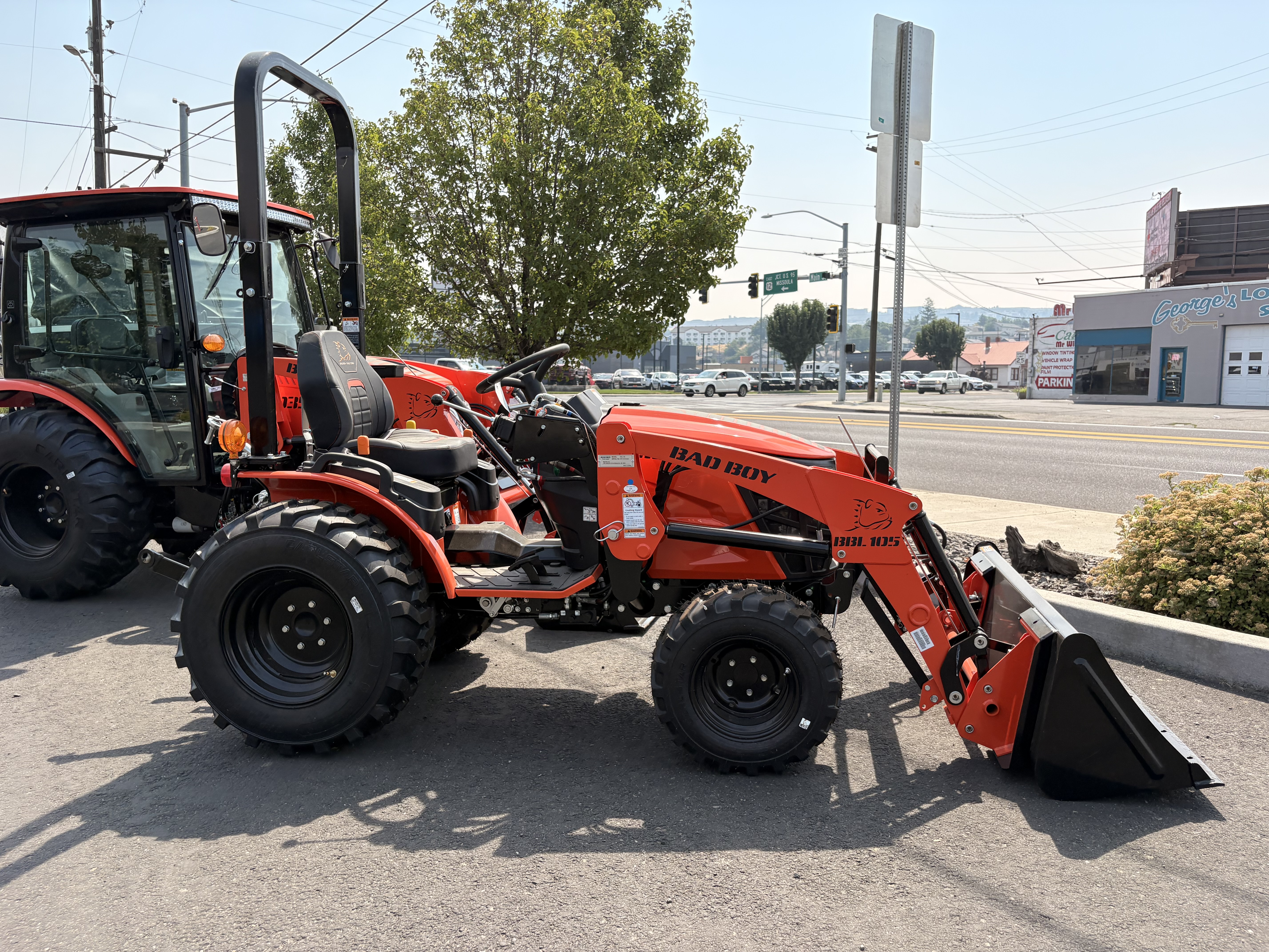 2026 BAD BOY 1025HIL w/Loader Tractor
