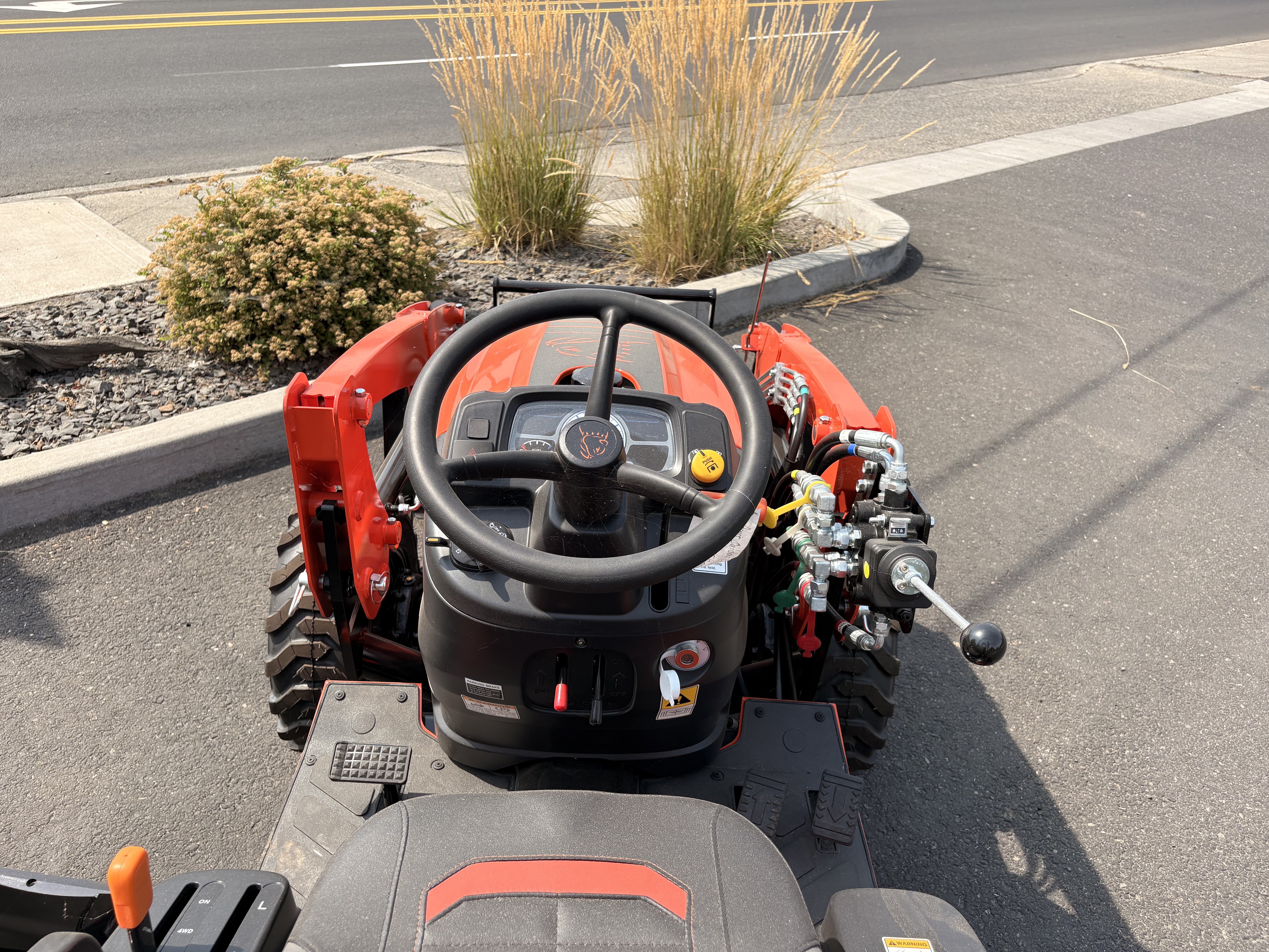 2026 BAD BOY 1025HIL w/Loader Tractor