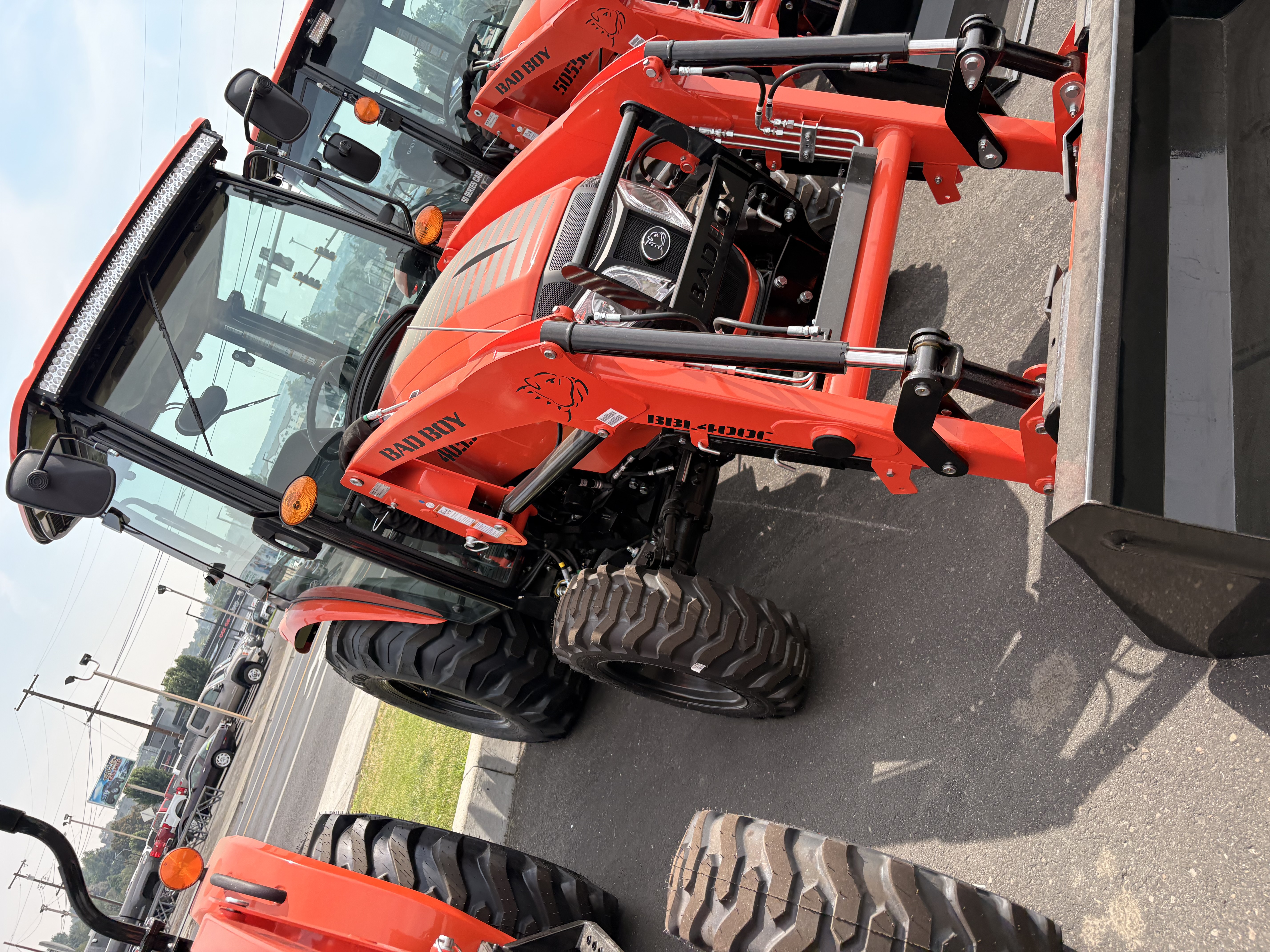 2026 BAD BOY 4035CHIL w/500 Loader Tractor