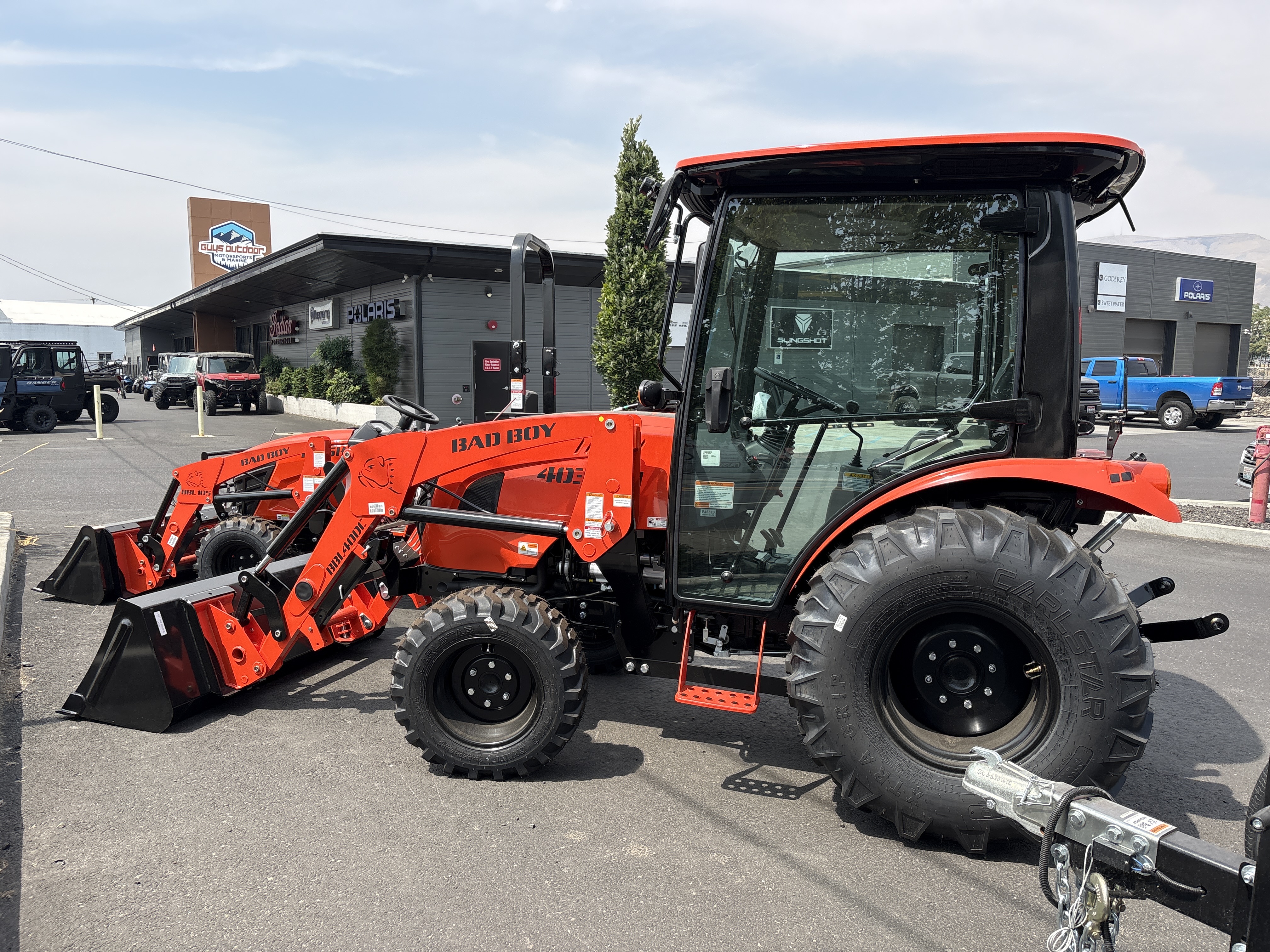 2026 BAD BOY 4035CHIL w/Loader Tractor