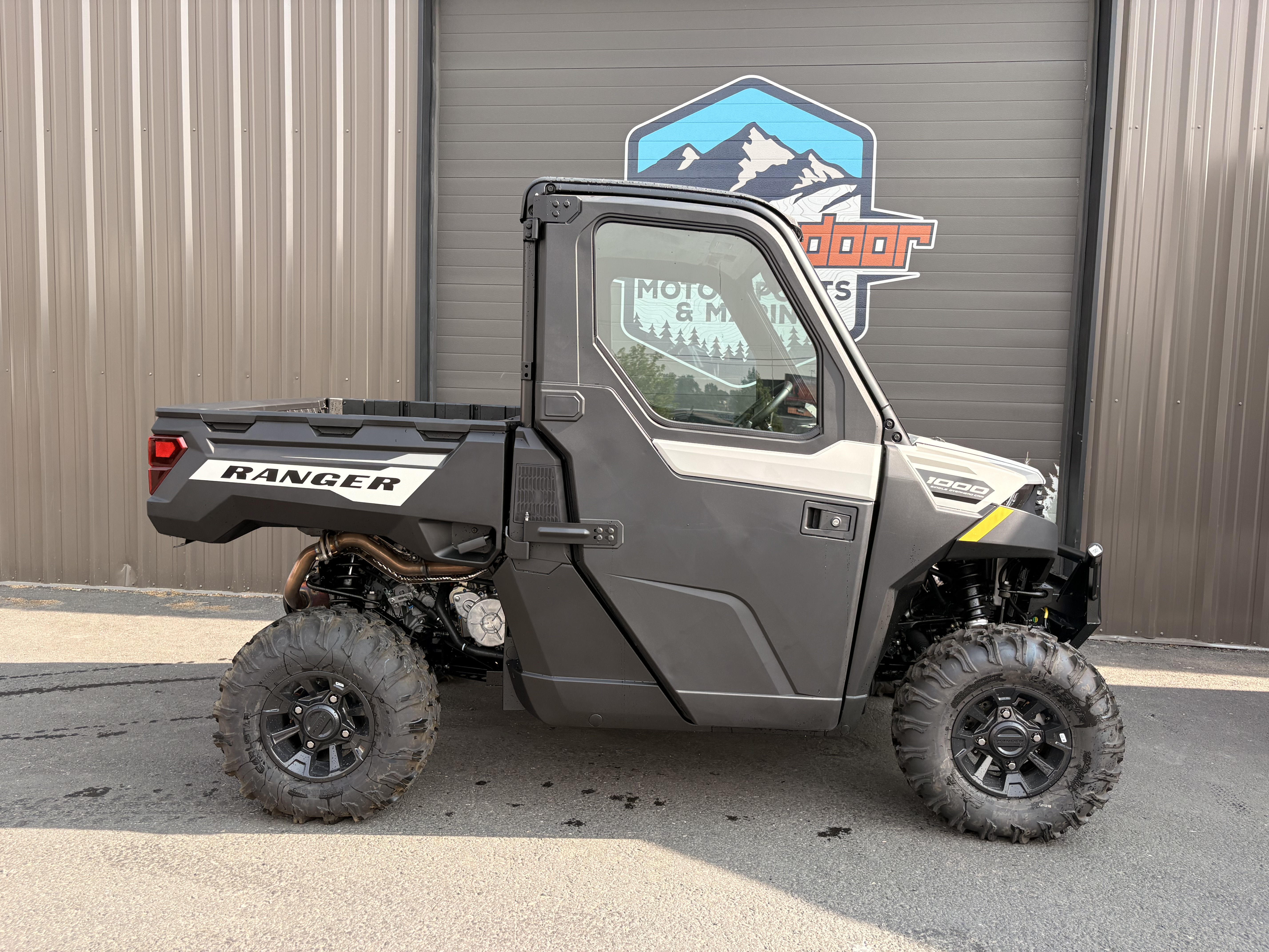 2026 POLARIS RANGER 1000 CAB - MIRAGE BEIGE UTILITY VEHICLE