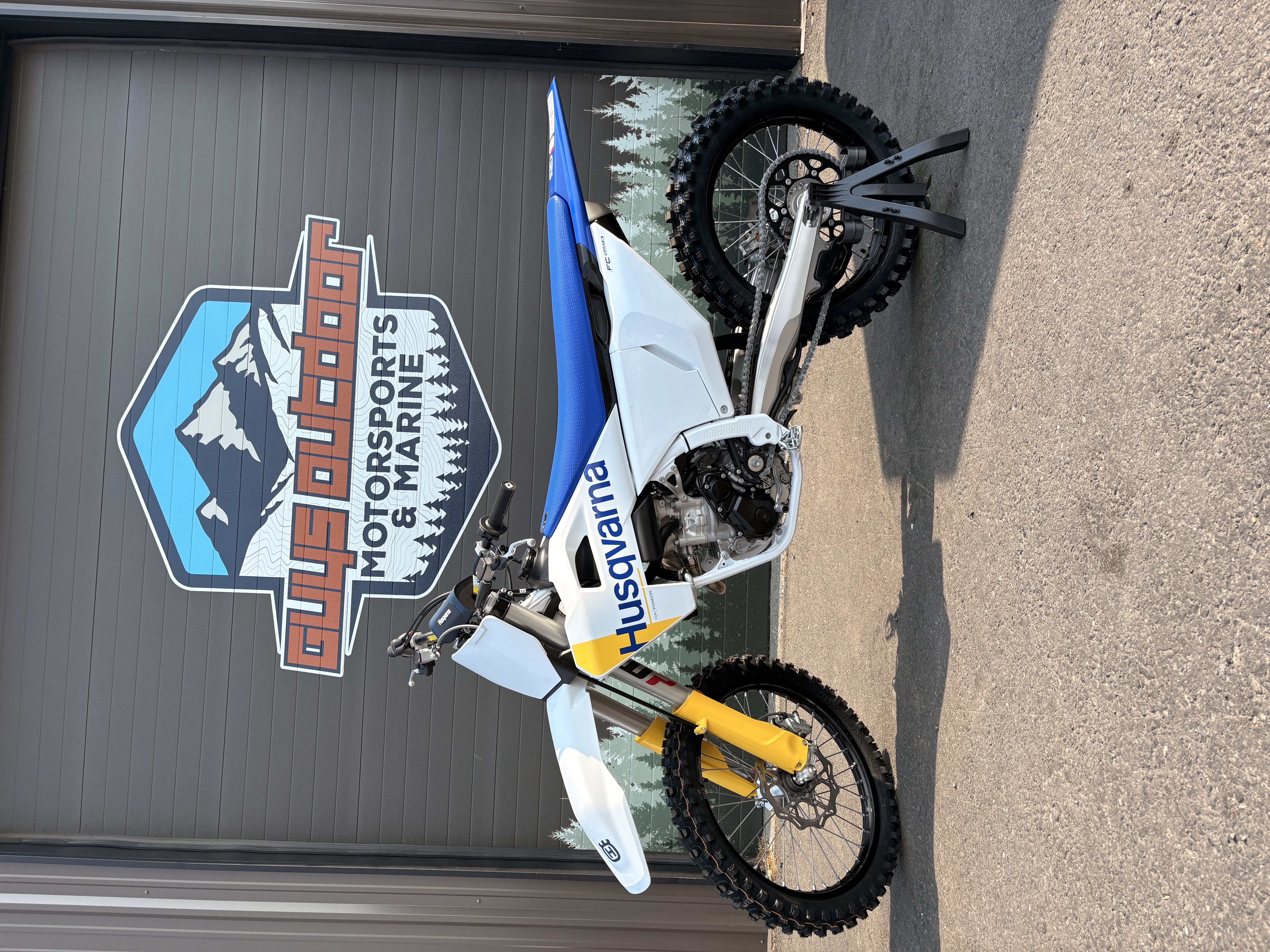2027 Husqvarna FC 250 Motorcycle