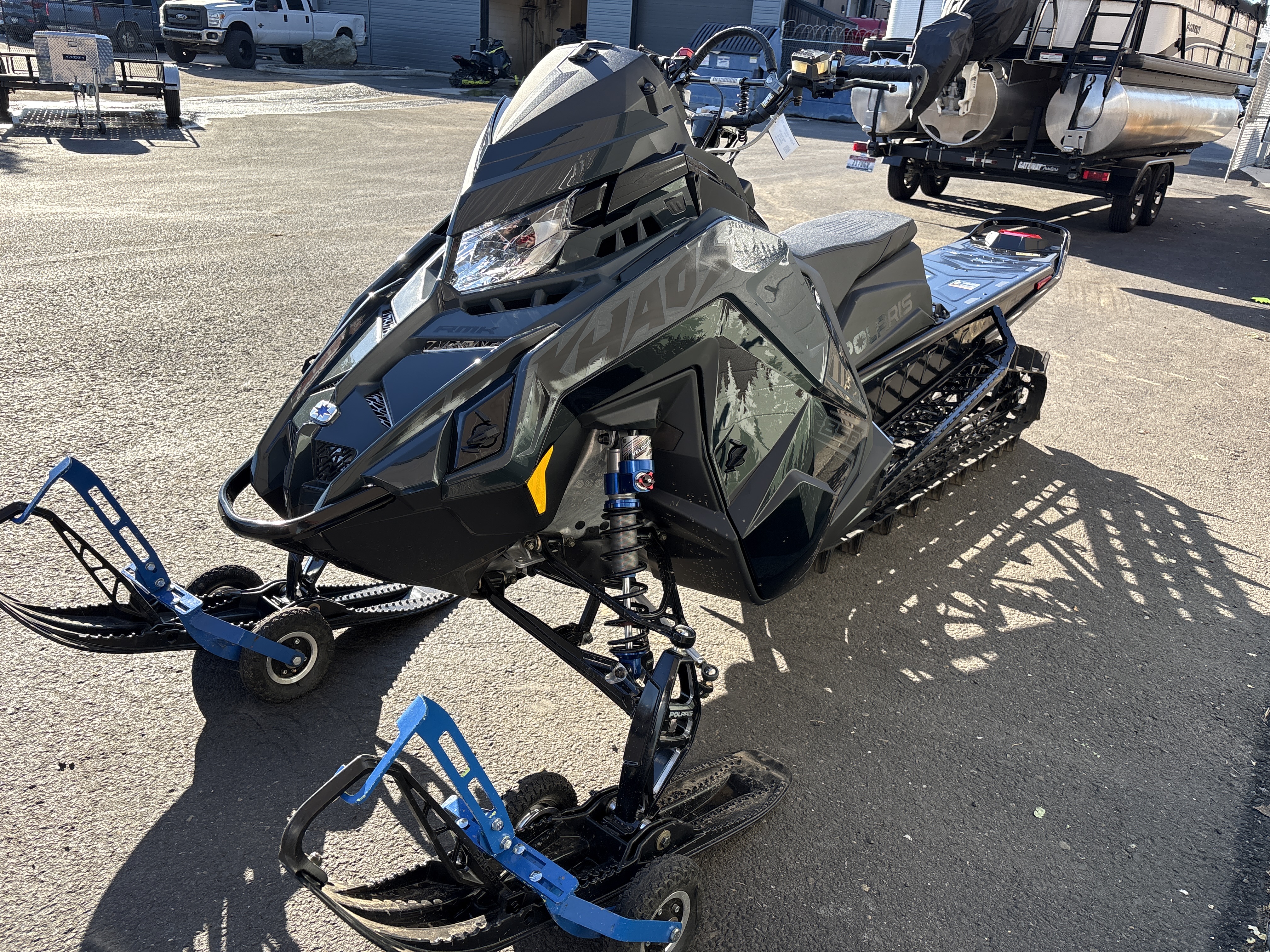 2026 POLARIS SNO-26 850 RMK KHAOS 165 SNOWMOBILE