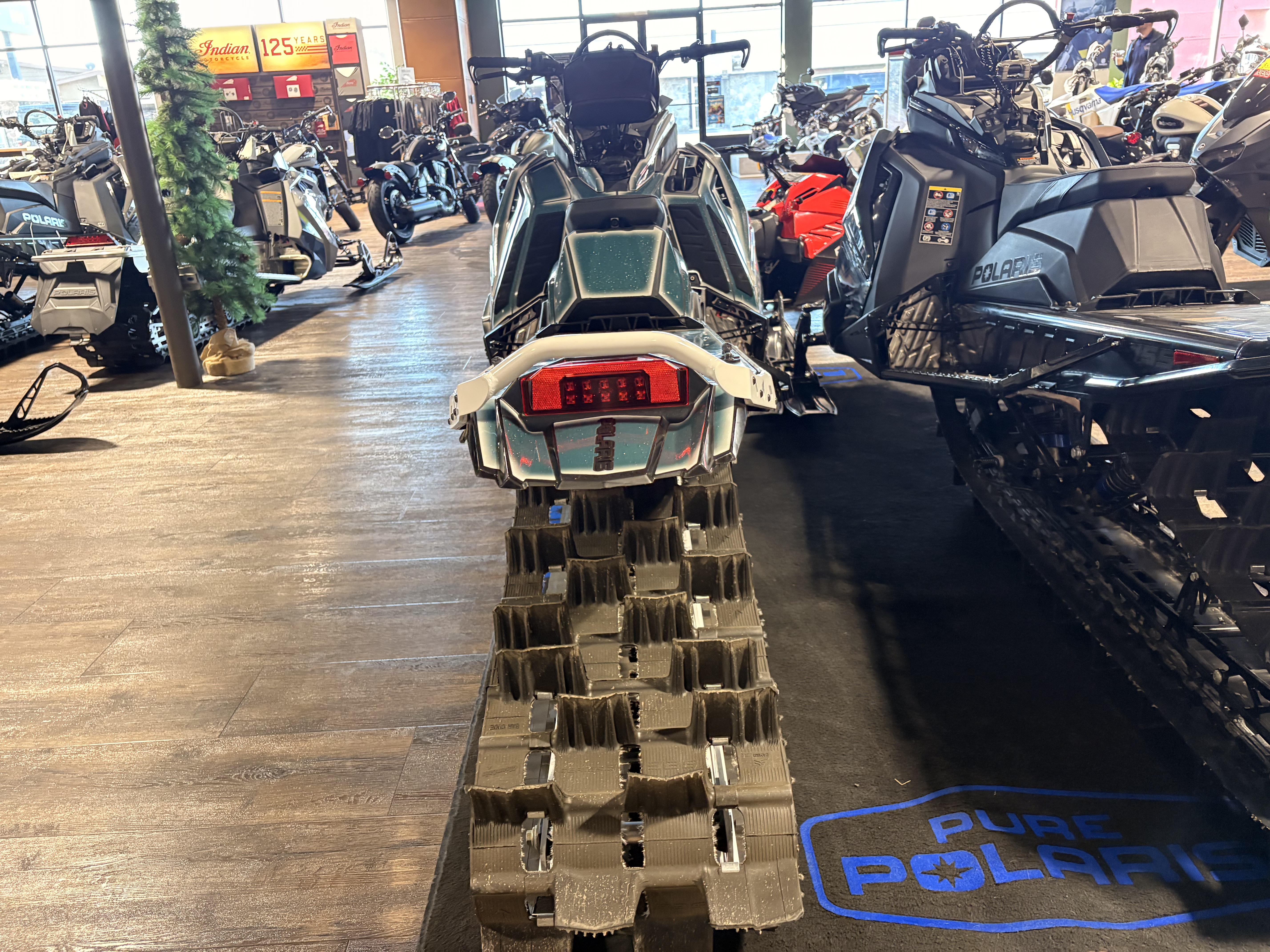 2026 POLARIS BOOST RMK KHAOS 165 SNOWMOBILE