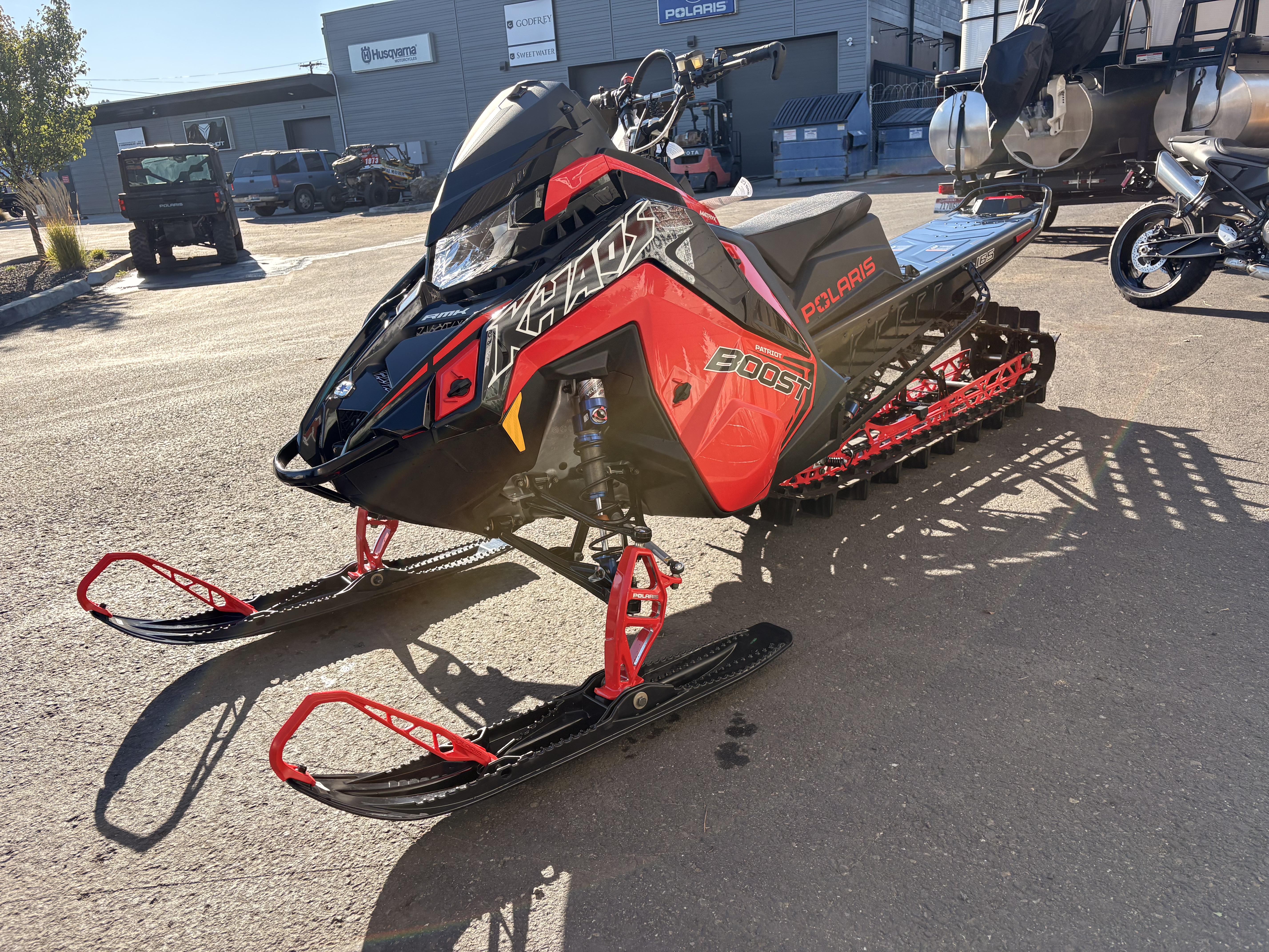 2026 POLARIS SNO-26 BOOST RMK KHAOS 165 Patriot Boost SNOWMOBILE