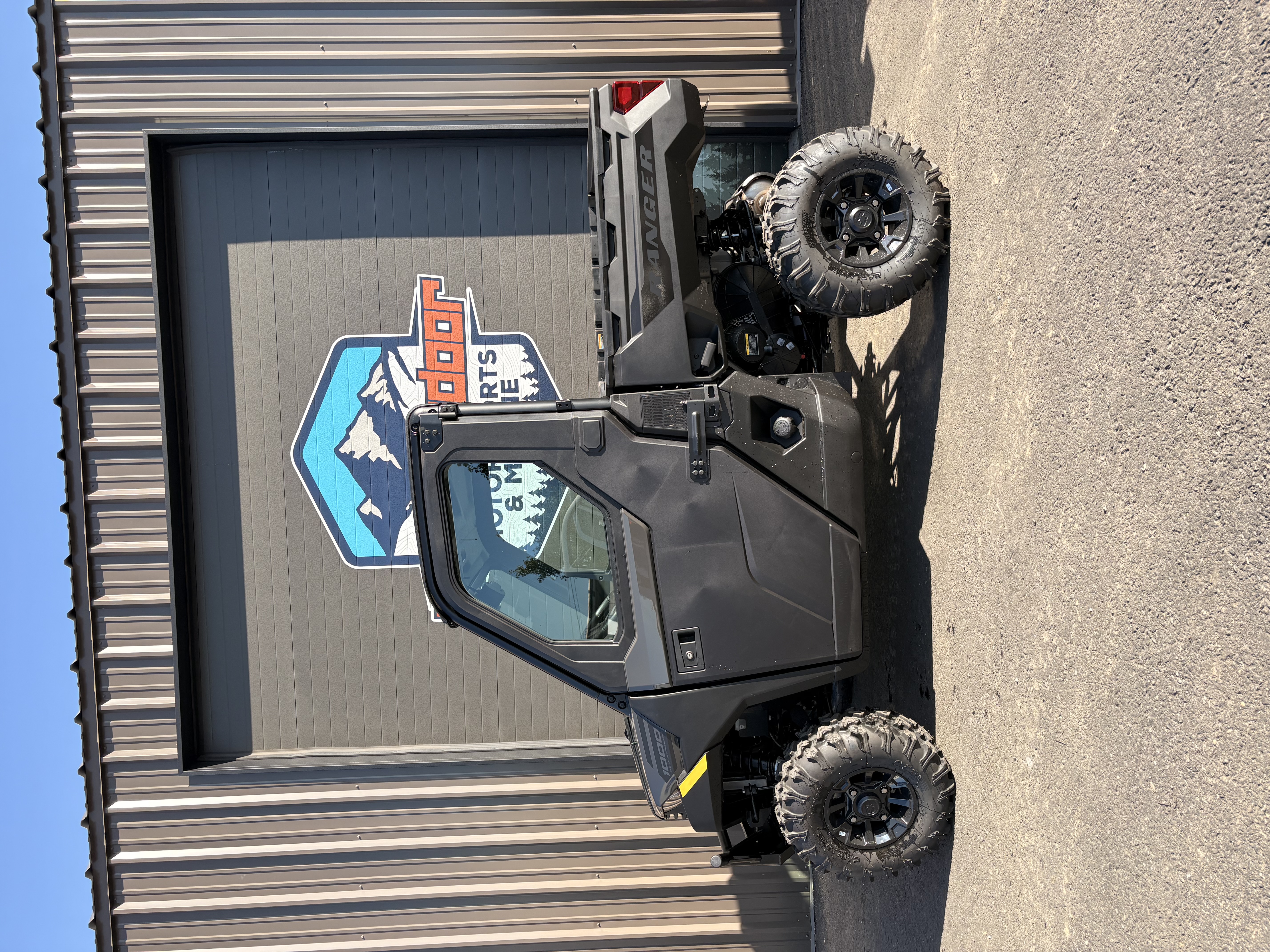 2027 Polaris RANGER 1000 CAB UTV