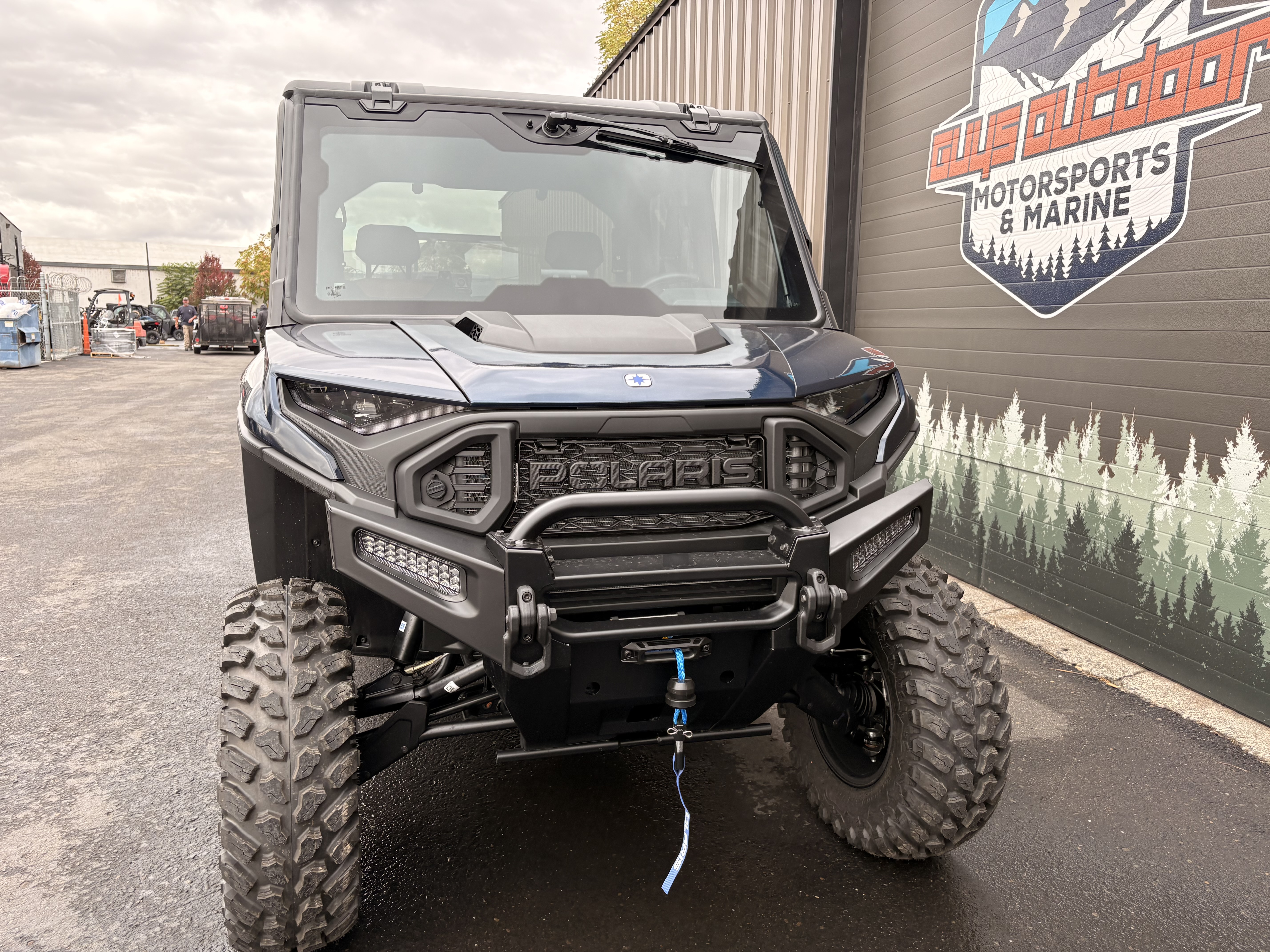 2027 Polaris RANGER CREW XD 1500 Northstar Ultimate Side x Side