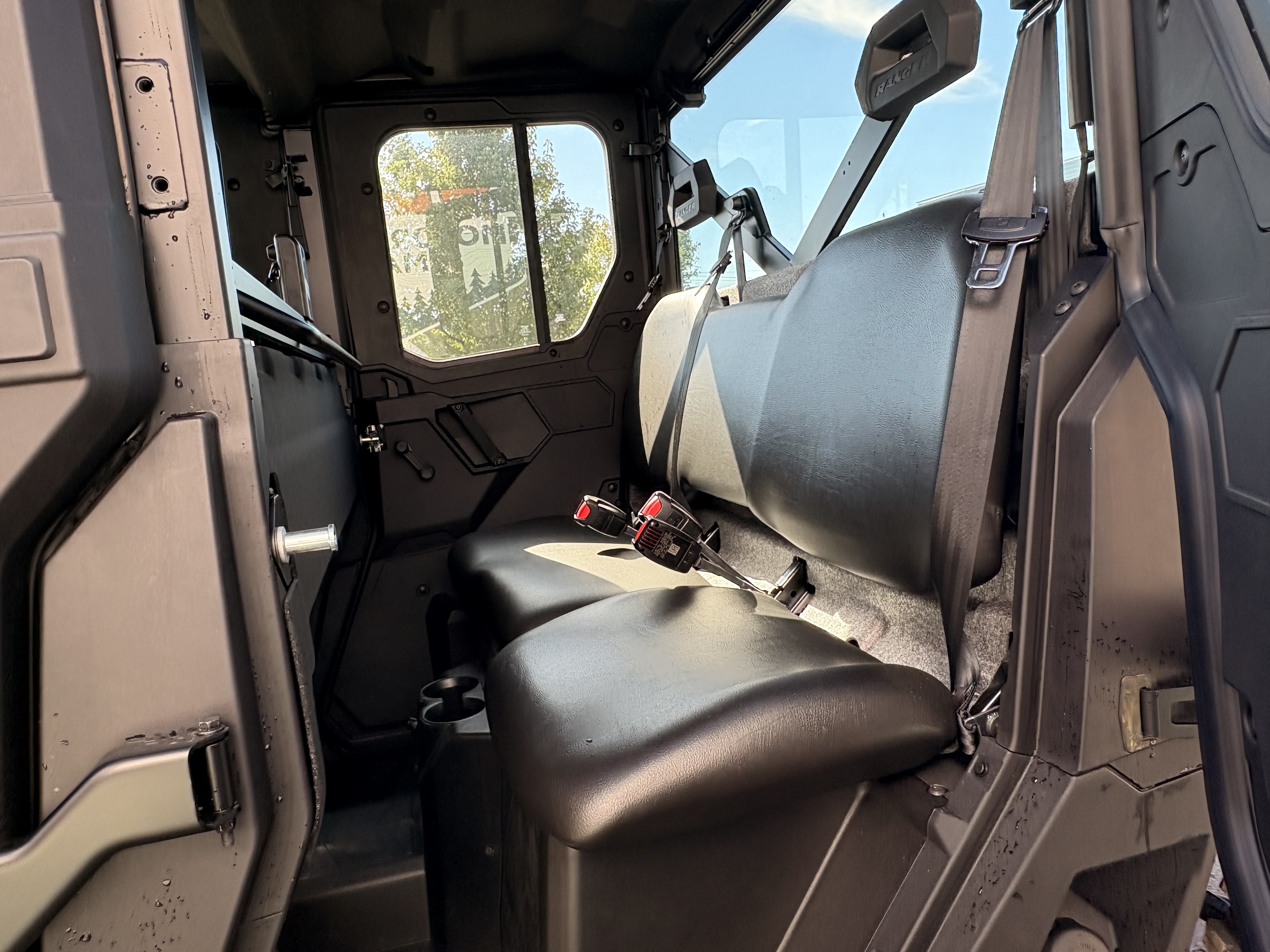 2027 Polaris RANGER CREW XP 1000 CAB UTILITY VEHICLE