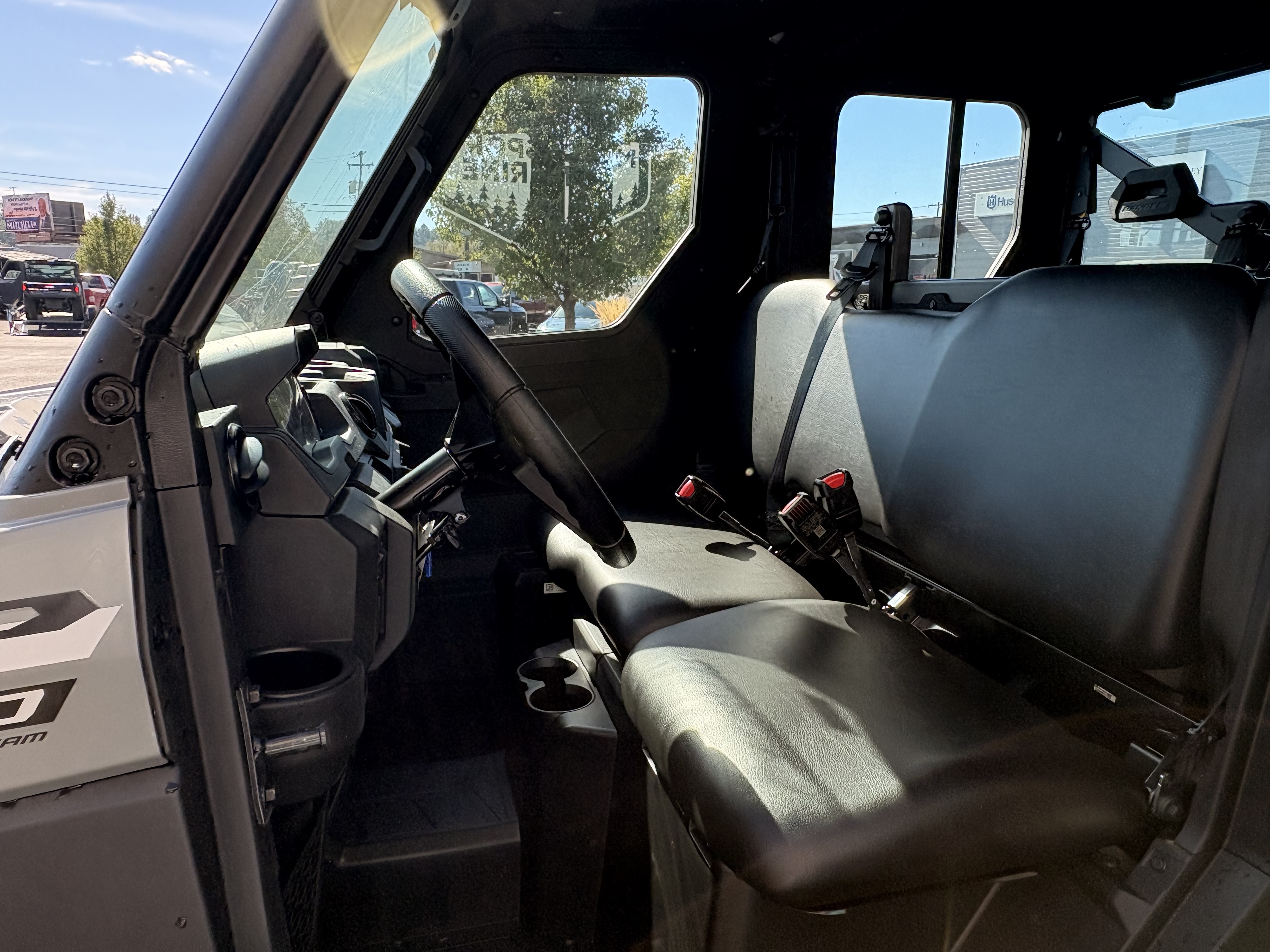 2027 Polaris RANGER CREW XP 1000 CAB UTILITY VEHICLE