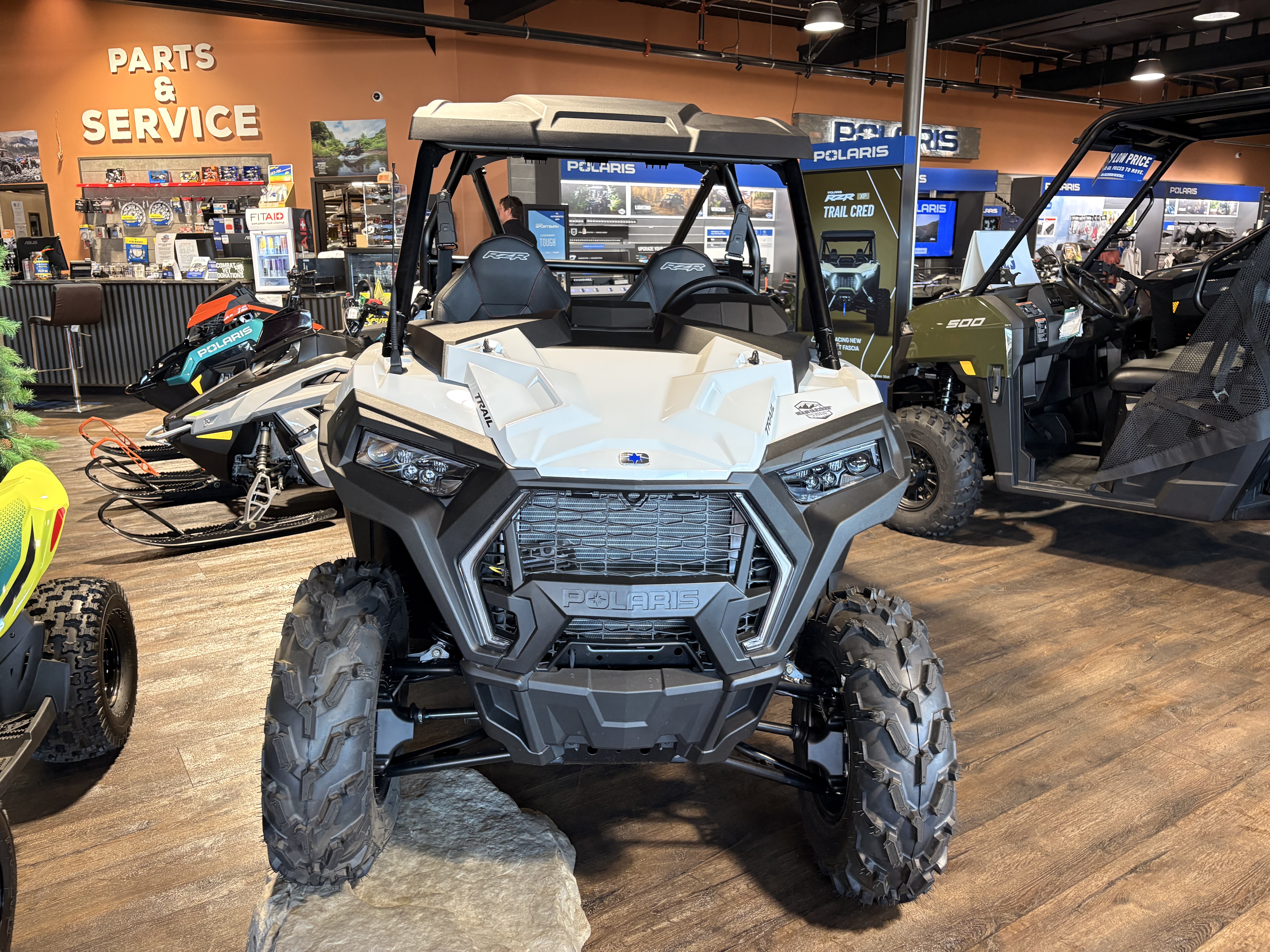 2027 Polaris RZR Trail Ultimate Side x Side