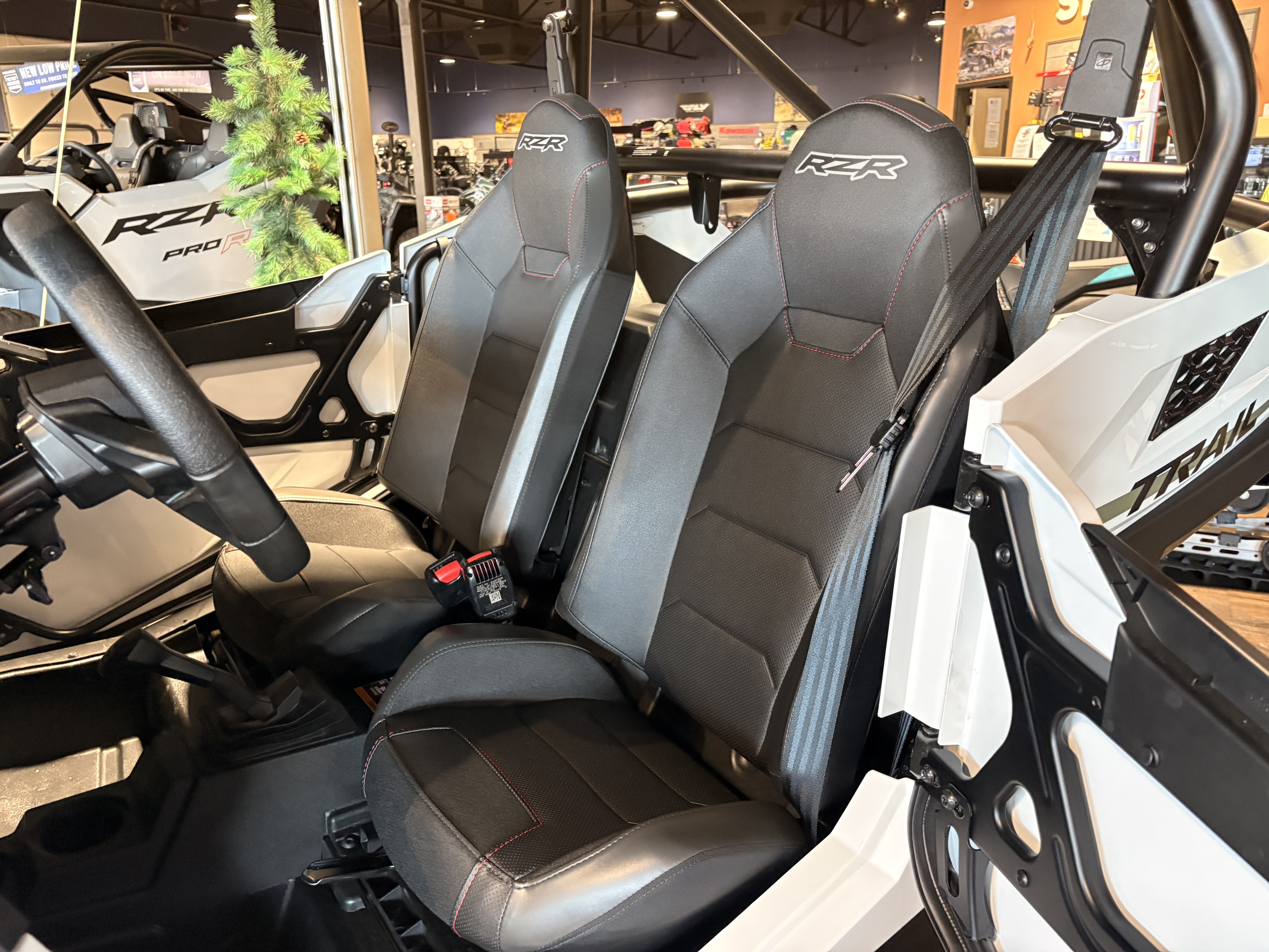 2027 Polaris RZR Trail Ultimate Side x Side