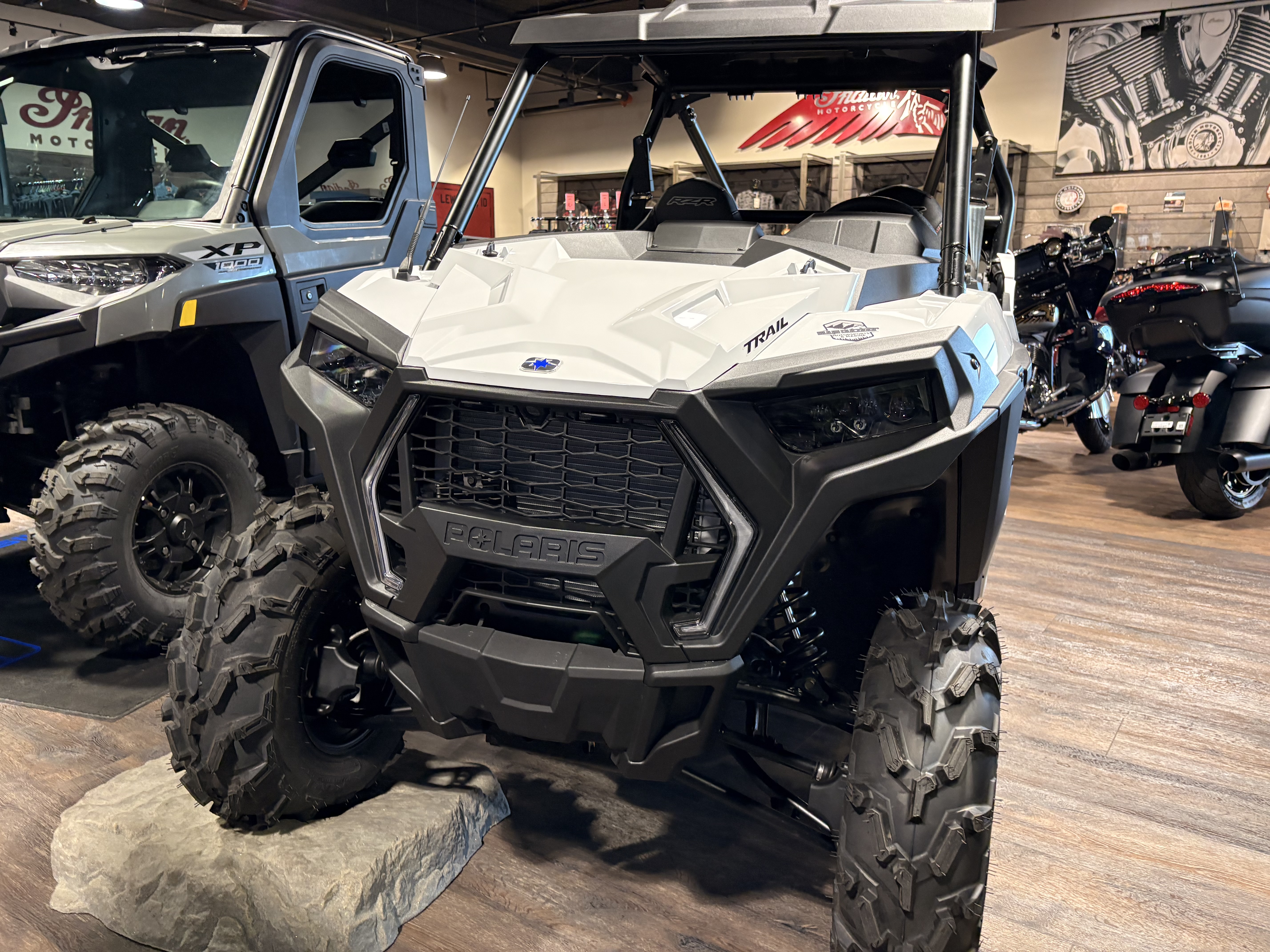 2027 Polaris RZR Trail Ultimate Side x Side